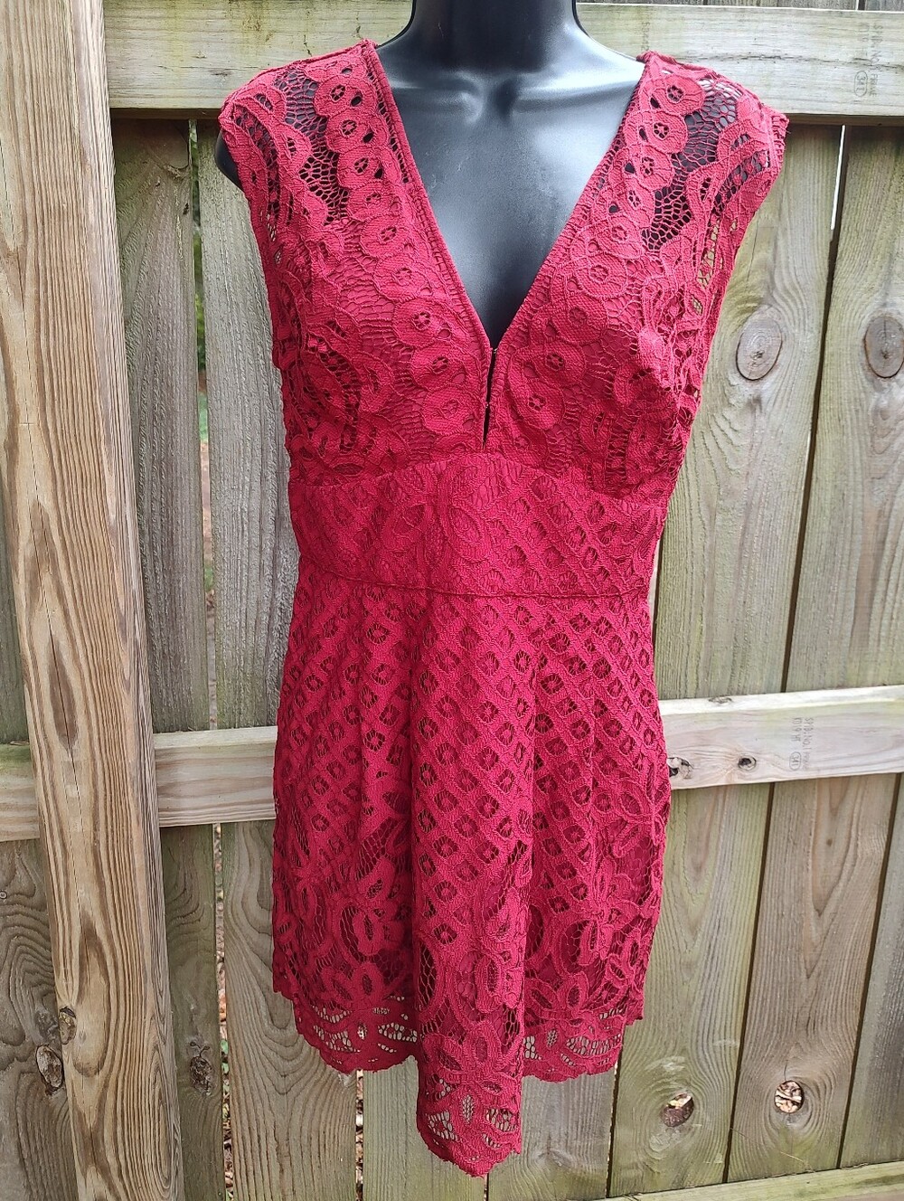 🏵️ Free People Red Lace Plunging V Neck Mini Dress S/M